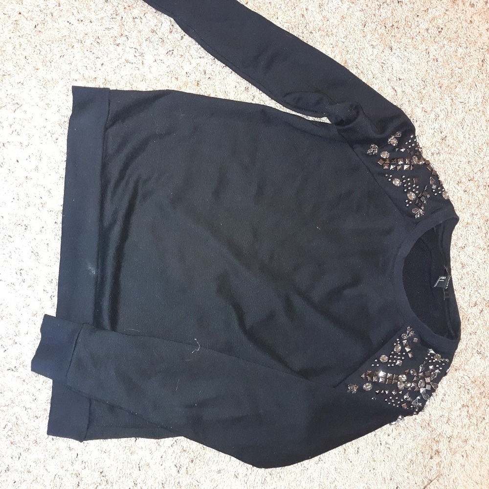 💕 FOREVER 21 SWEATER WITH JEWELED SHOULDERS